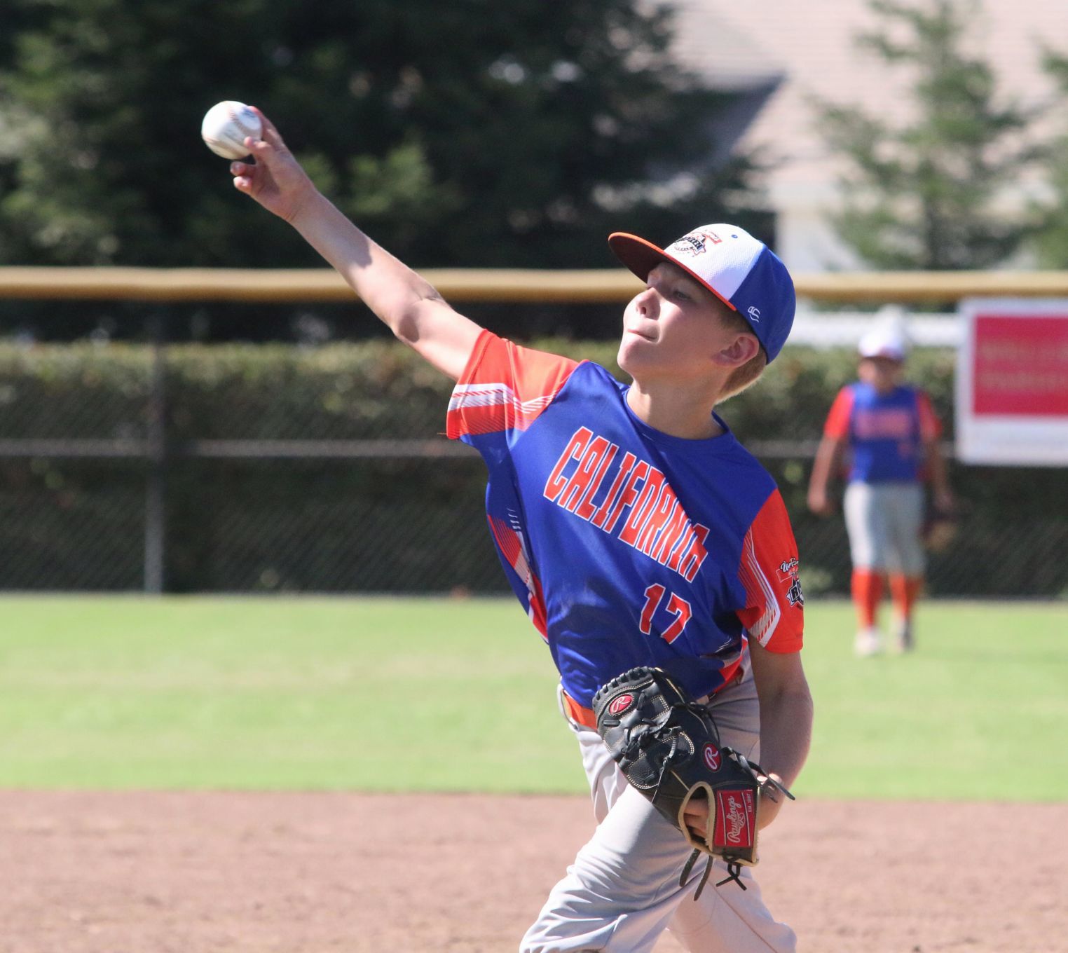 Contagious hitting, errors lifts Central California in World Series opener